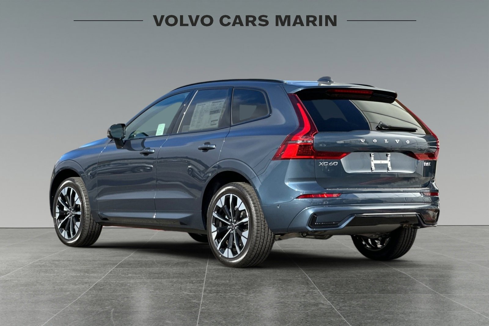 New 2026 Volvo XC60 B5 Plus w/ Protection Package Premier image 6