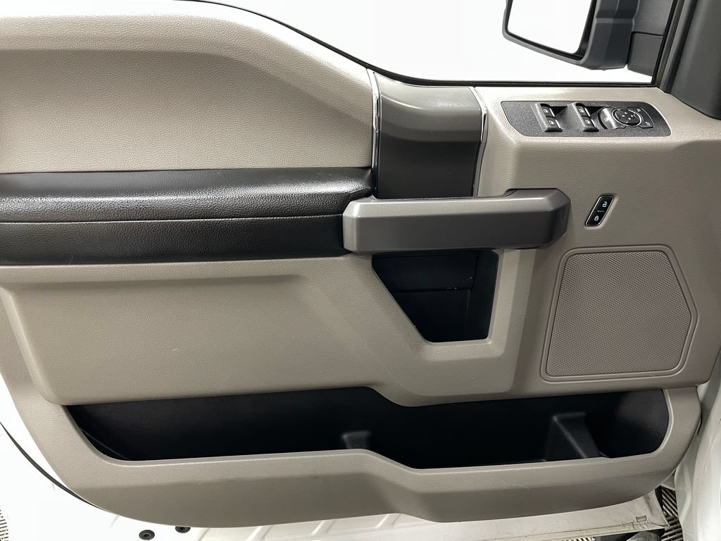 Used 2019 Ford F150 XLT w/ Equipment Group 302A Luxury AWD/4WD image 24
