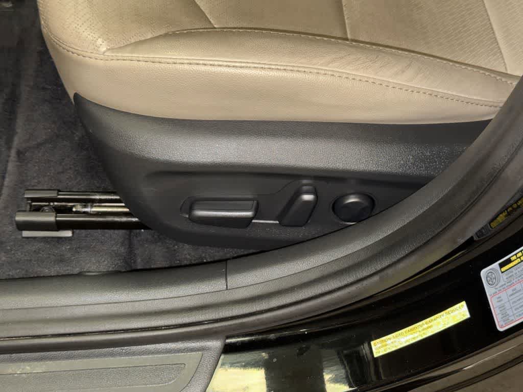 Used 2018 Hyundai Elantra Limited FWD image 22