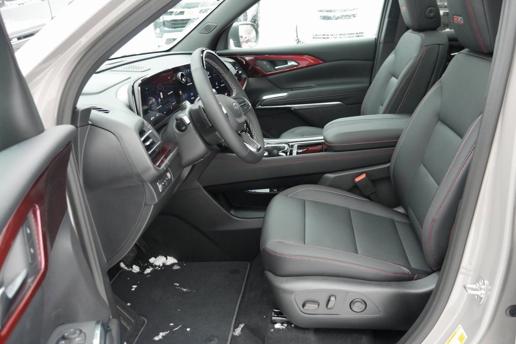 New 2026 Chevrolet Traverse Z71 w/ Enhanced Driving Package image 8