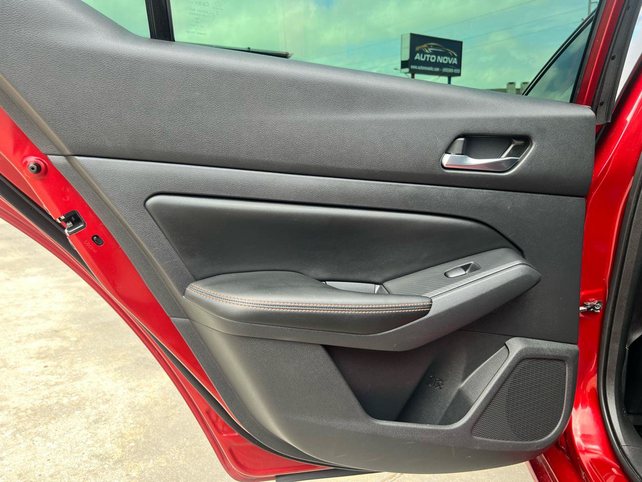 Used 2019 Nissan Altima 2.5 SR w/ SR Premium Package FWD image 24