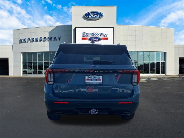 New 2026 Ford Explorer Active image 7