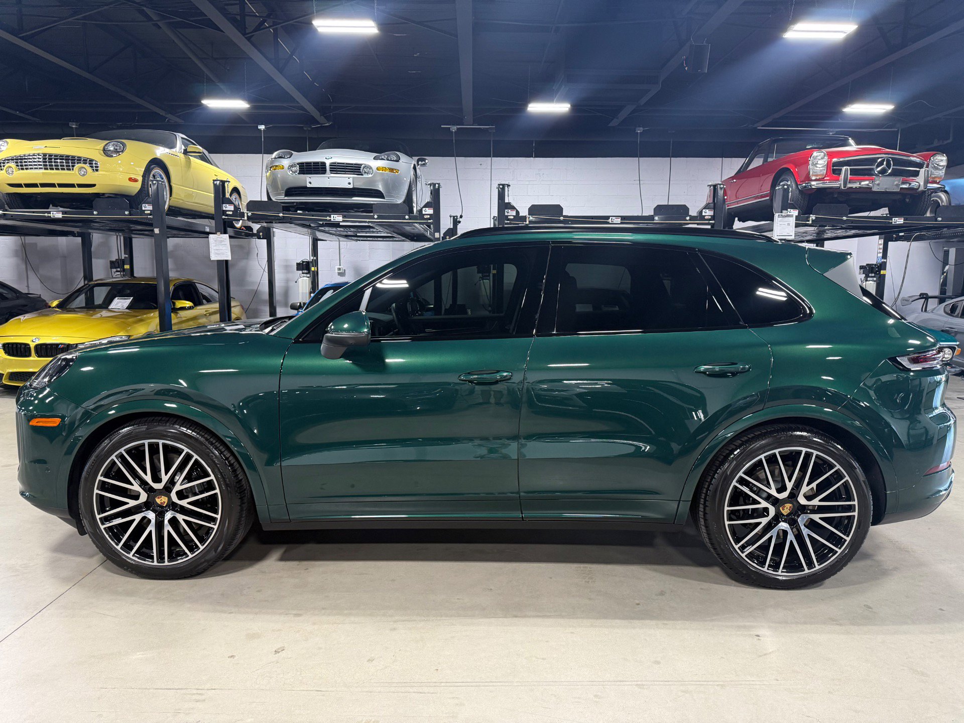 Used 2024 Porsche Cayenne S image 2