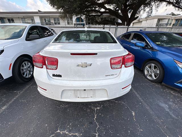 Used 2013 Chevrolet Malibu LT FWD image 4