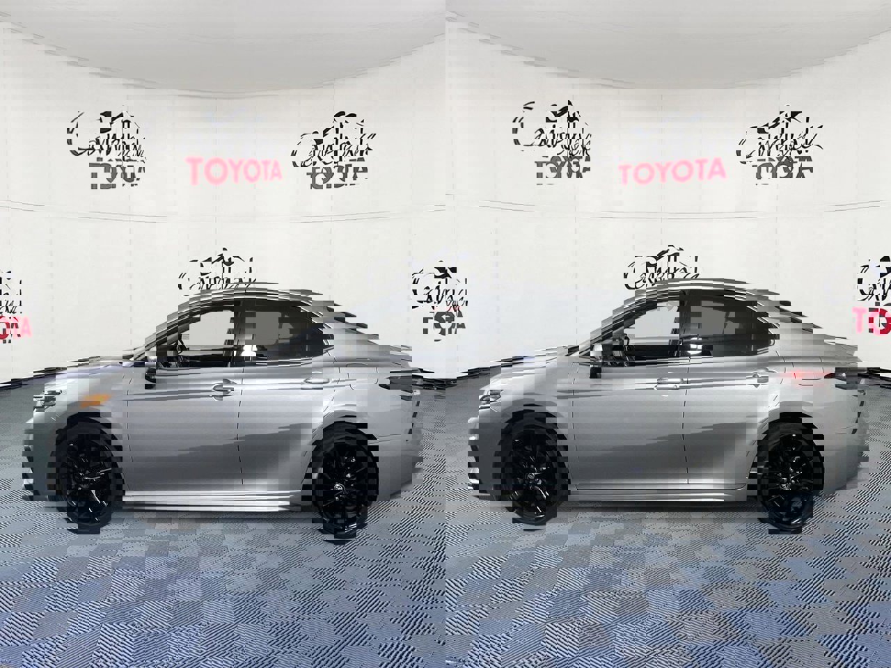 Used 2024 Toyota Camry XSE image 5