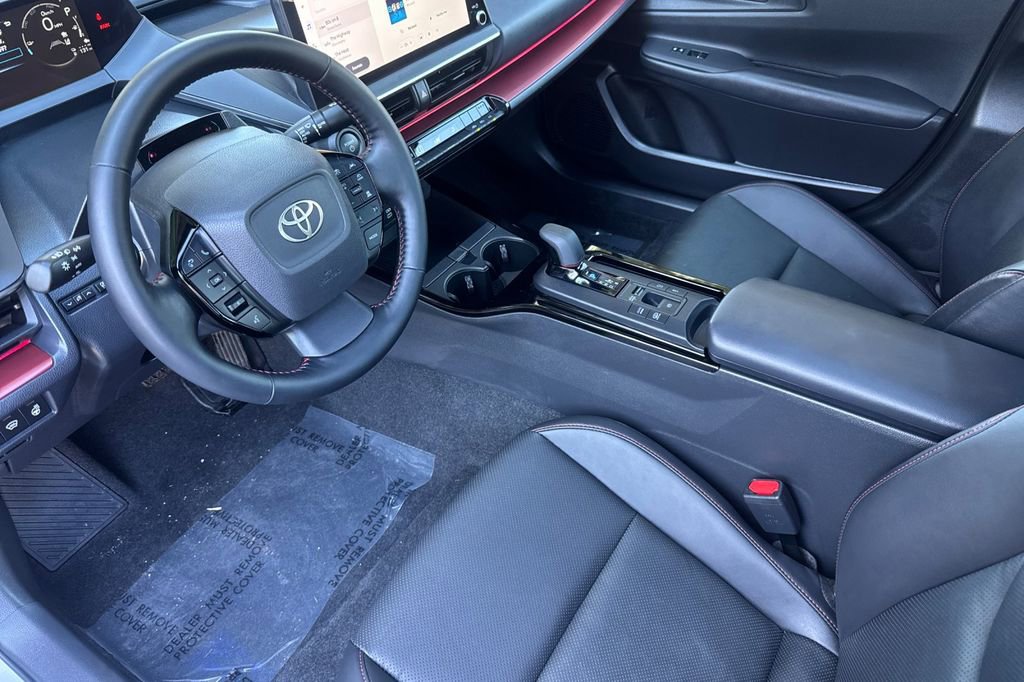 Used 2024 Toyota Prius Prime image 9