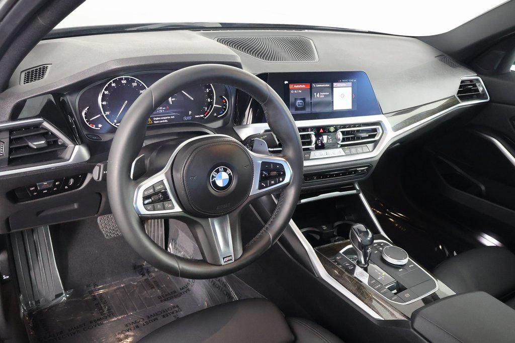 Used 2020 BMW 330i Sedan w/ Convenience Package RWD image 7