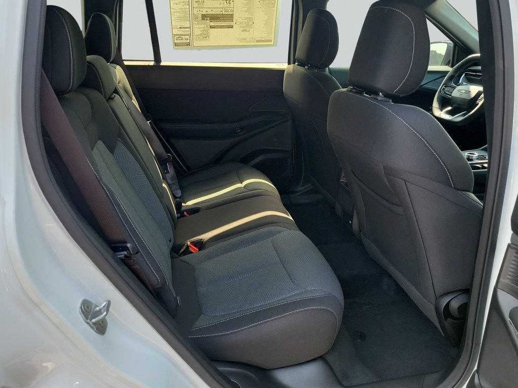 New 2026 Jeep Cherokee Laredo AWD/4WD image 33