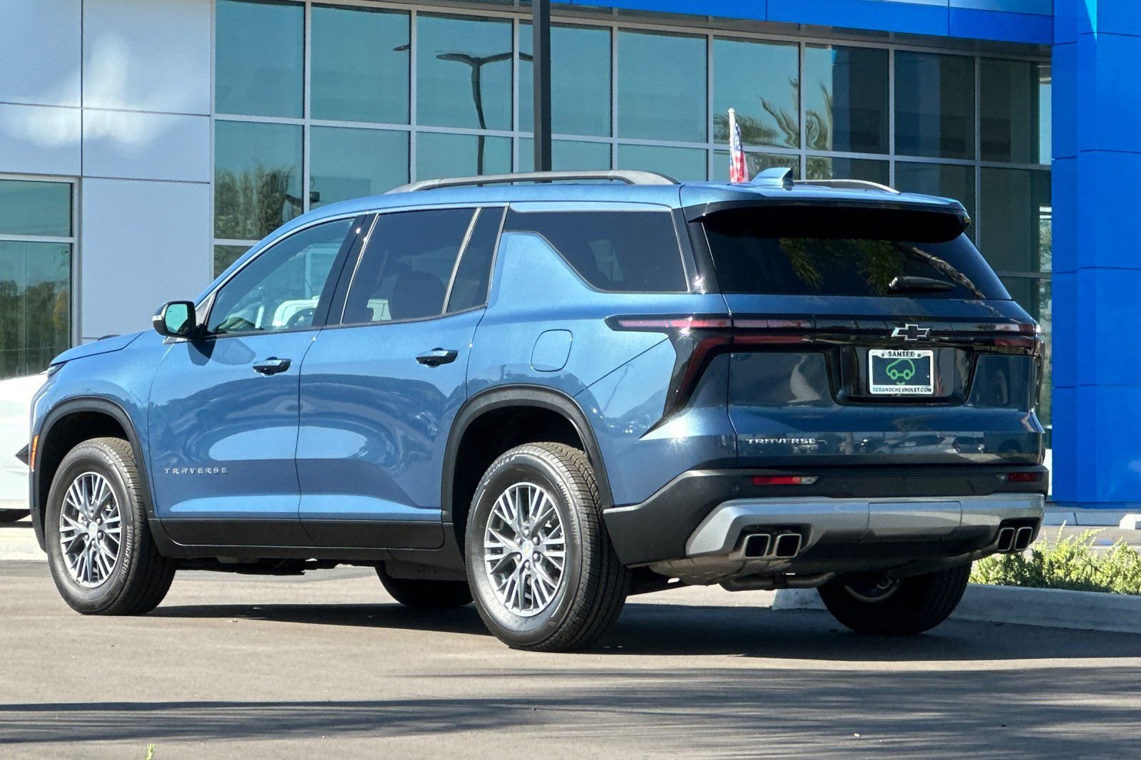 Certified 2025 Chevrolet Traverse LT w/ LPO, Floor Liner Package image 6