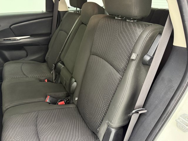 Used 2019 Dodge Journey SE image 34
