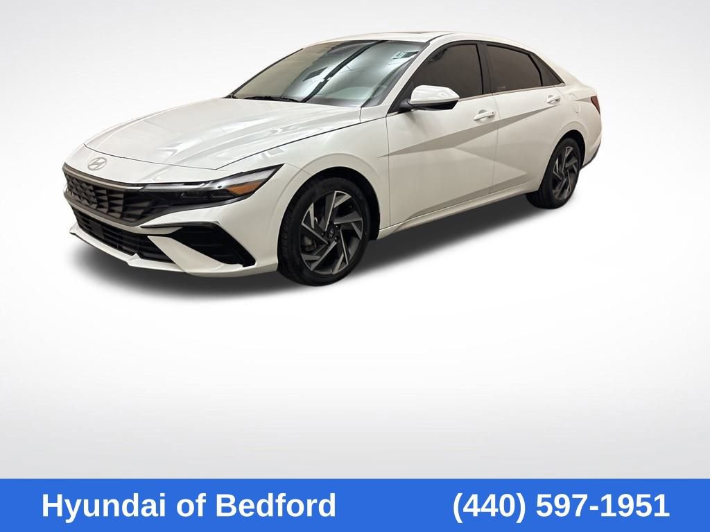 Used 2024 Hyundai Elantra SEL w/ Convenience Package