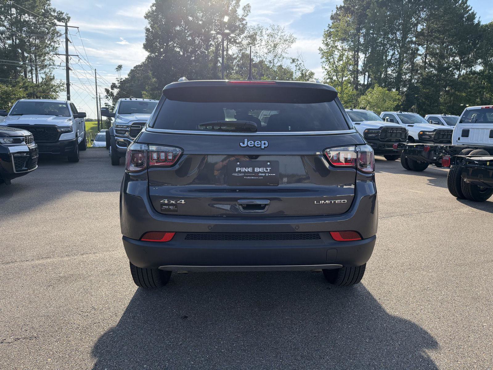 Used 2024 Jeep Compass Limited AWD/4WD image 5