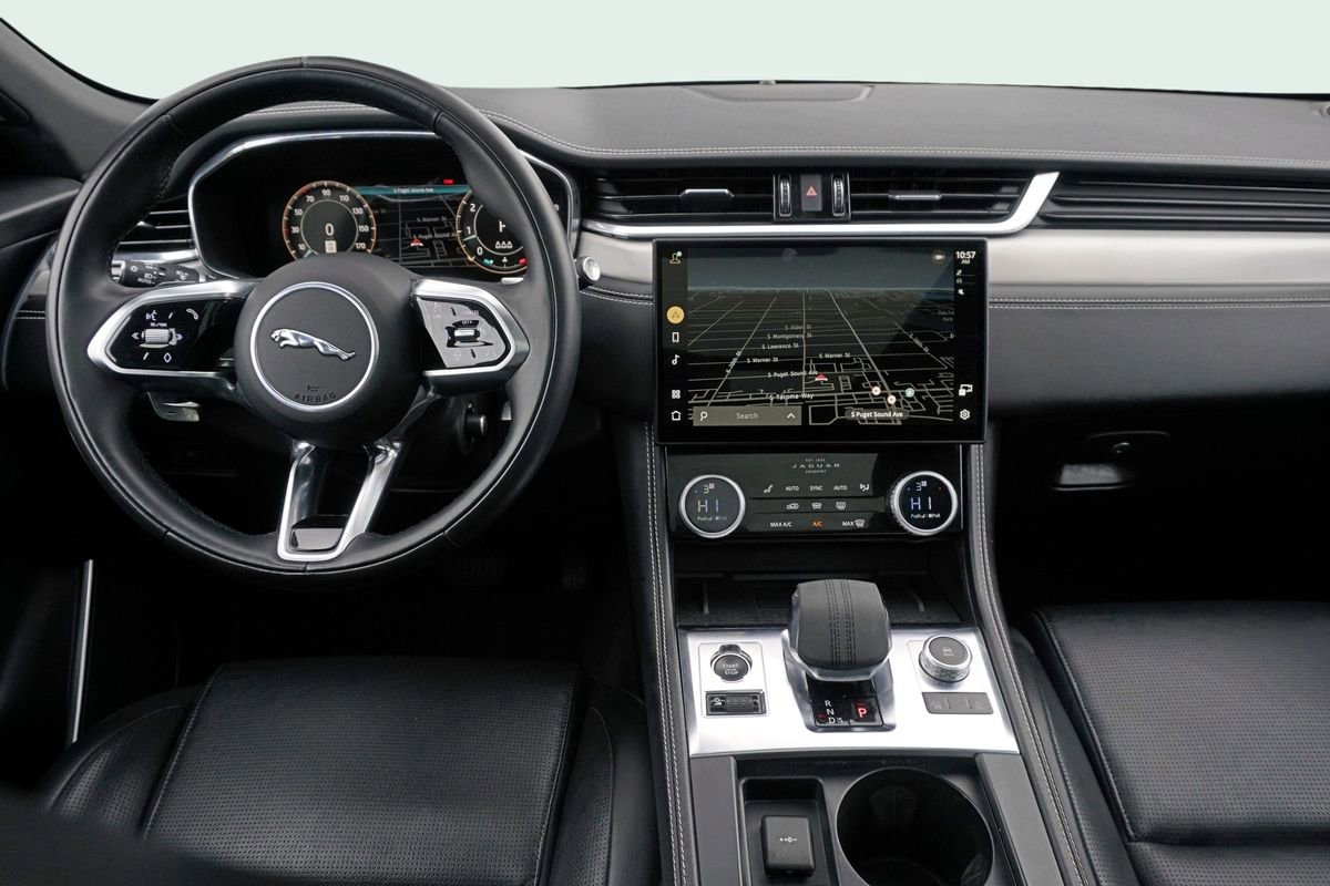 Used 2024 Jaguar F-PACE R-Dynamic S image 20