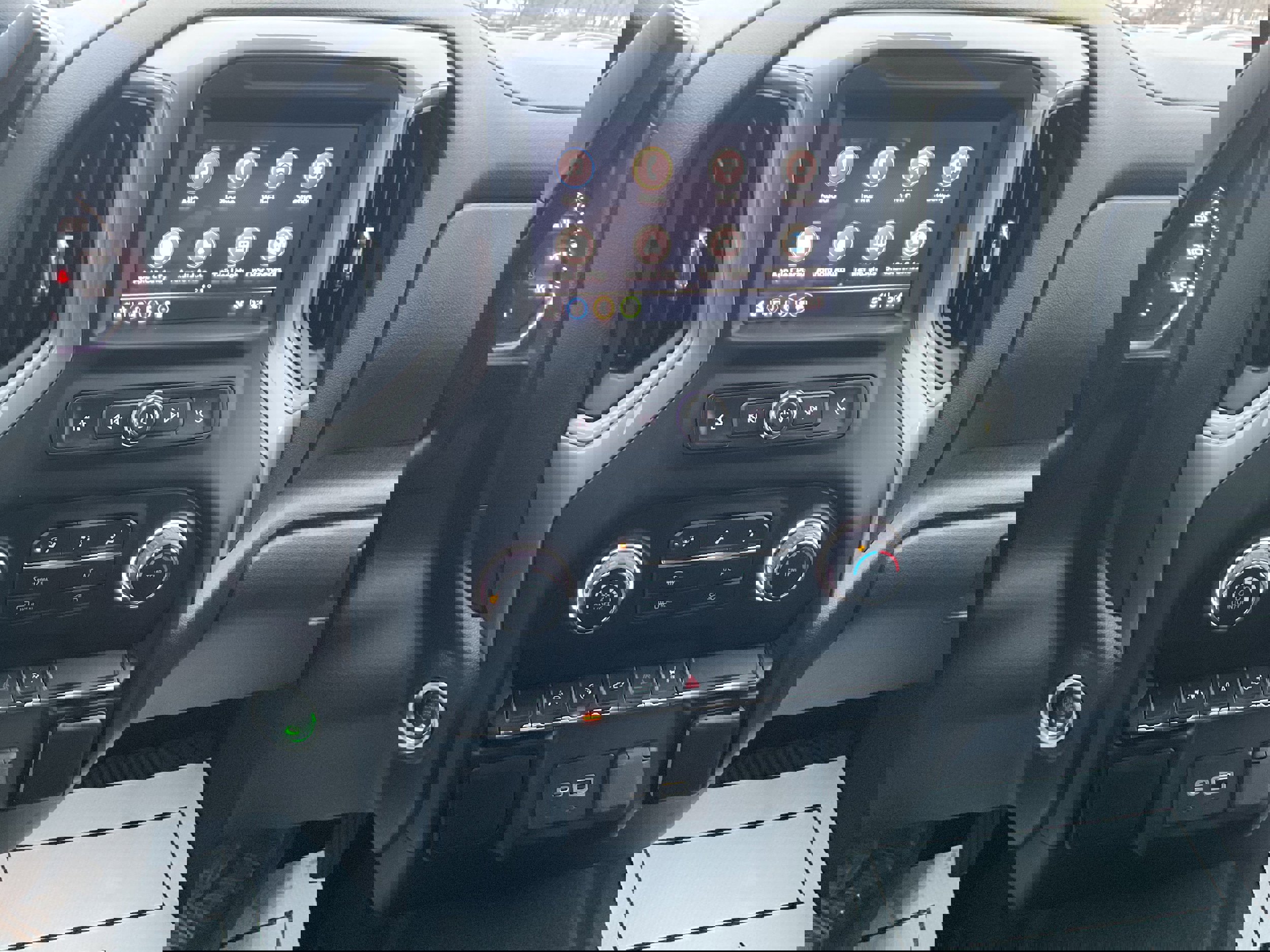 Certified 2022 Chevrolet Silverado 1500 Custom image 10