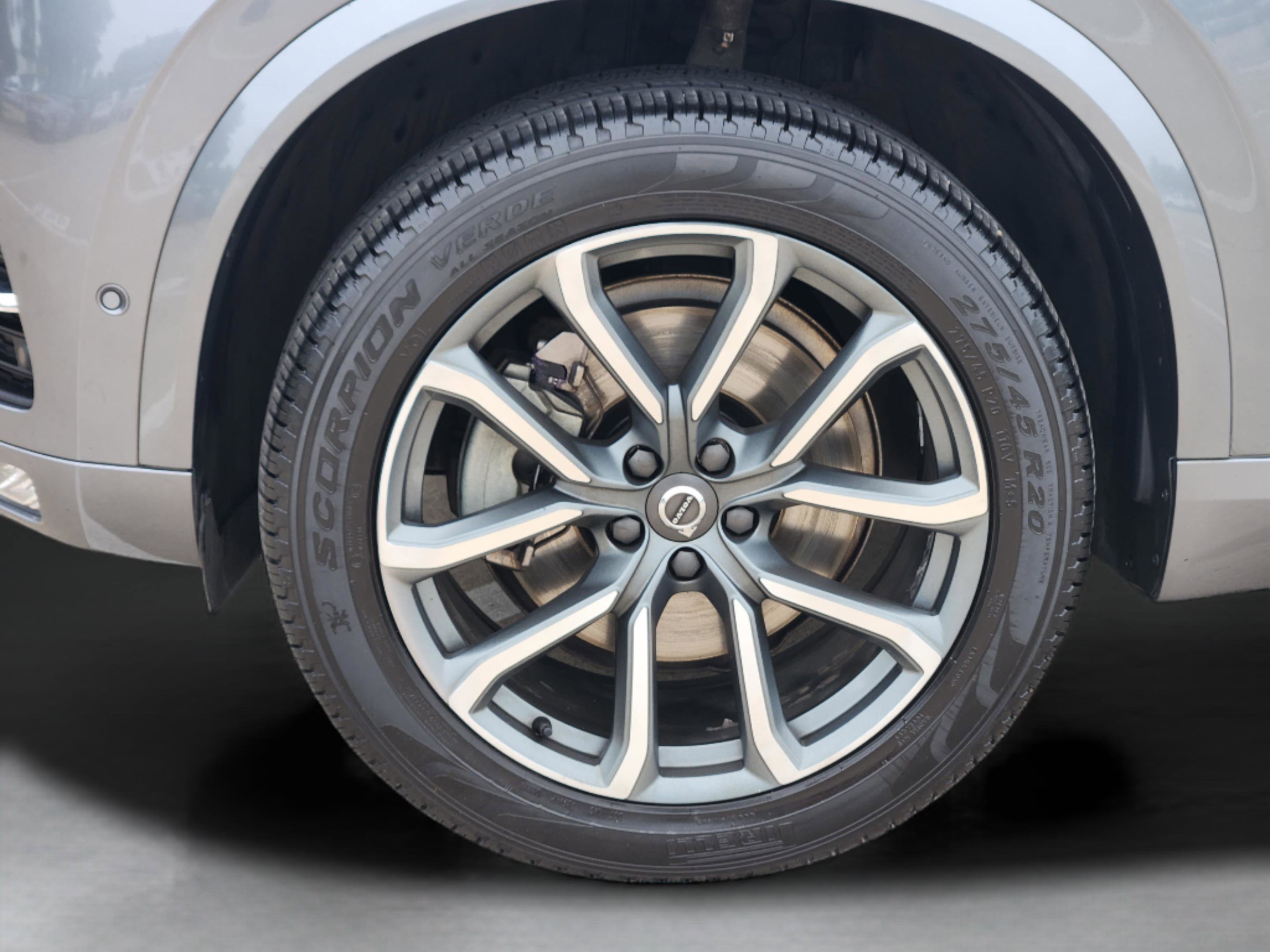 Used 2018 Volvo XC90 T6 Momentum AWD/4WD image 37