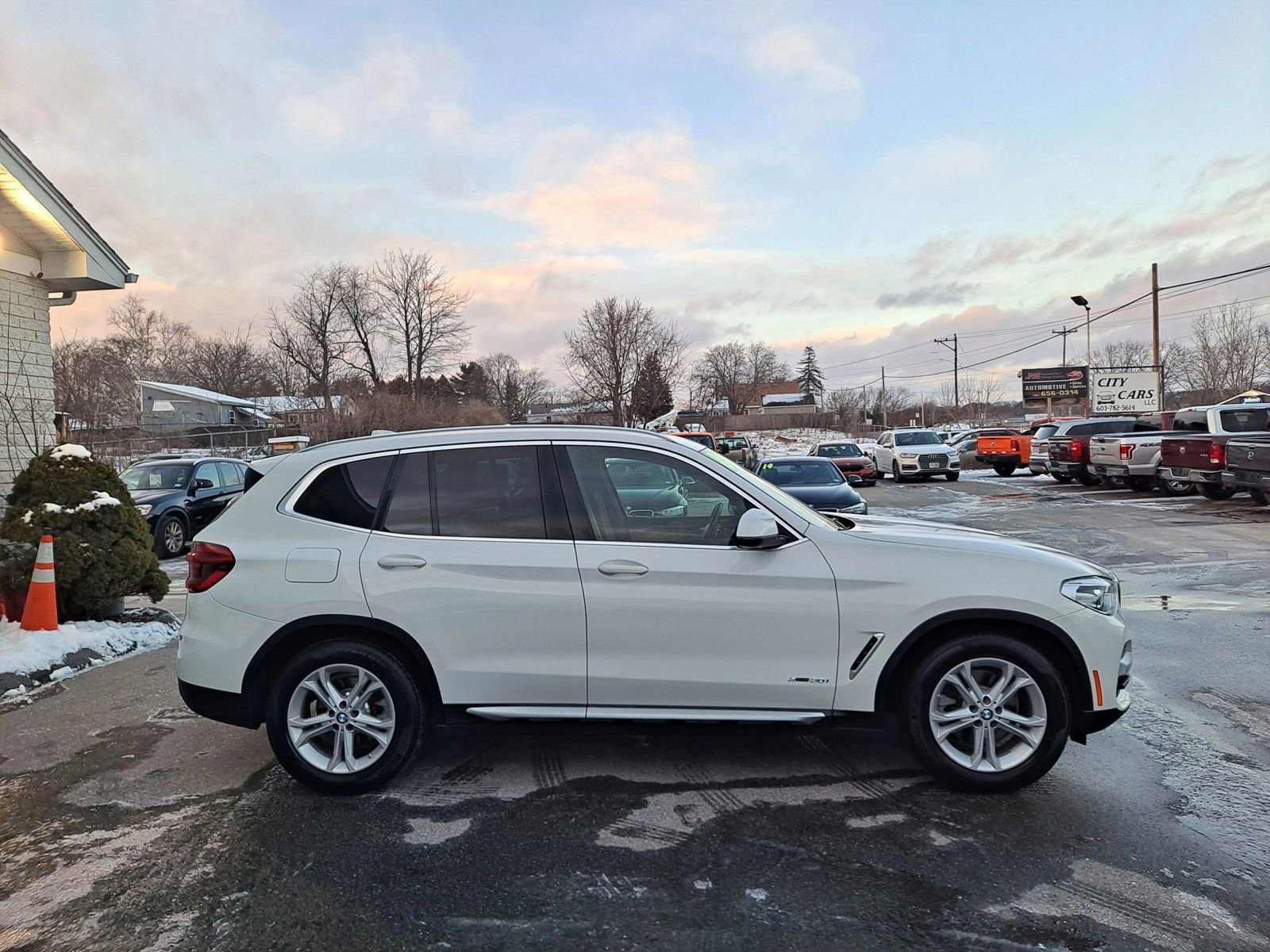 Used 2018 BMW X3 xDrive30i image 4
