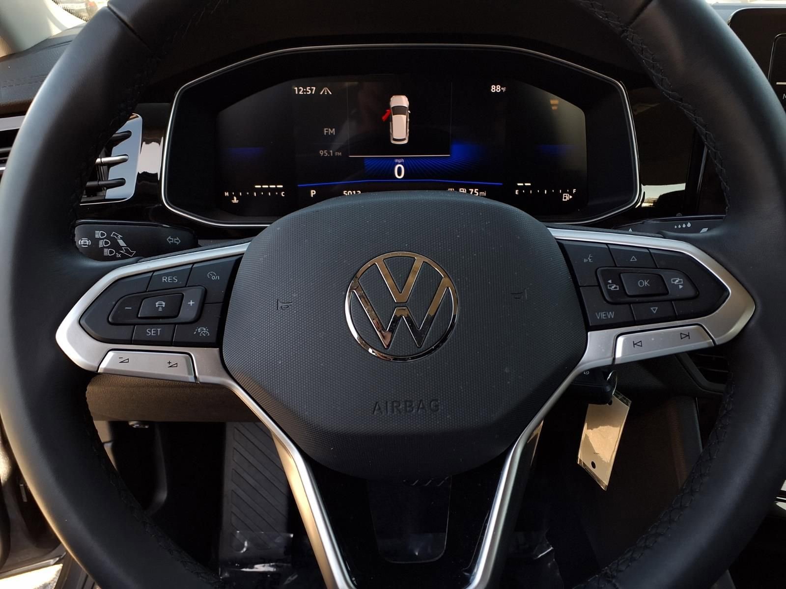 Certified 2025 Volkswagen Jetta S image 15