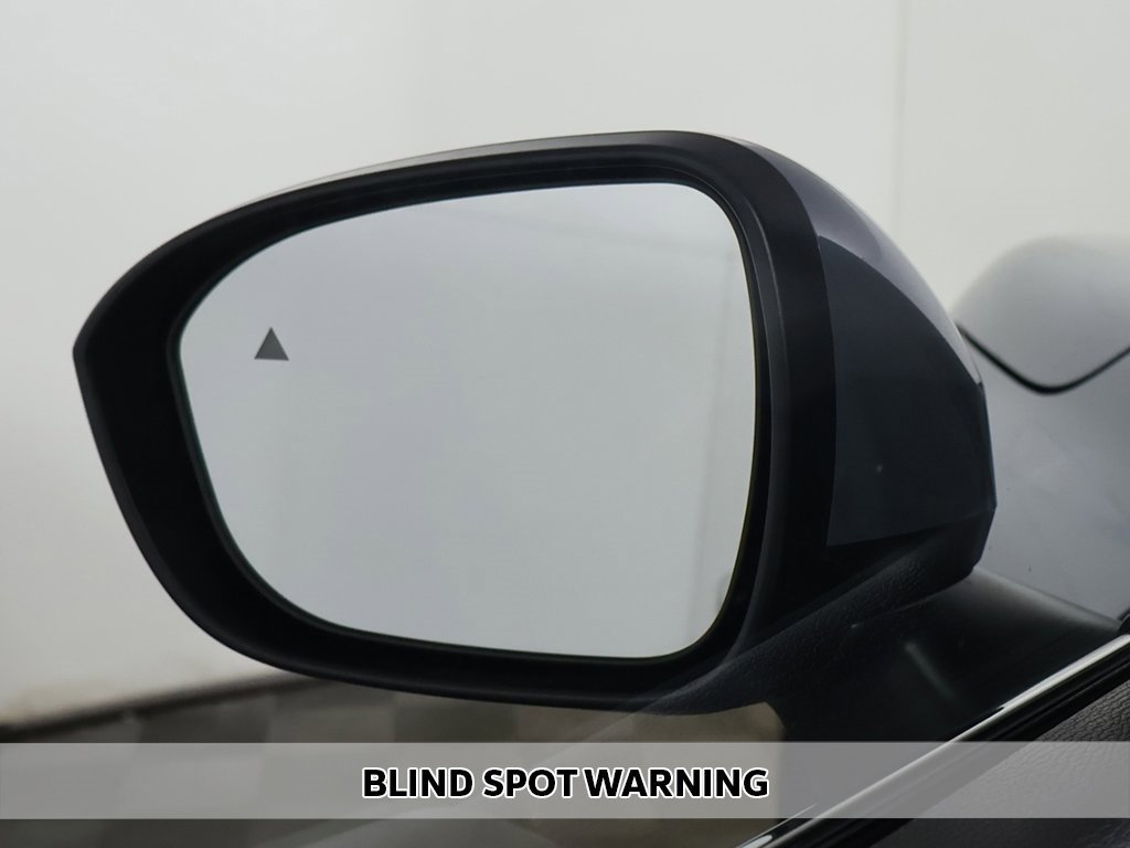 New 2026 Mitsubishi Outlander SE image 7