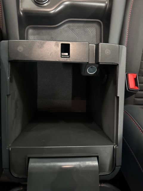 New 2026 Ford Explorer ST-Line w/ ST-Line Street Pack image 41