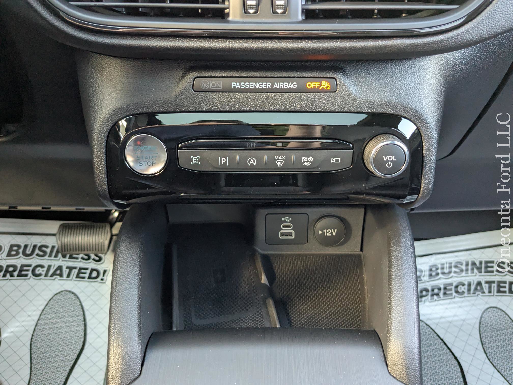 New 2025 Ford Escape ST-Line Elite image 26