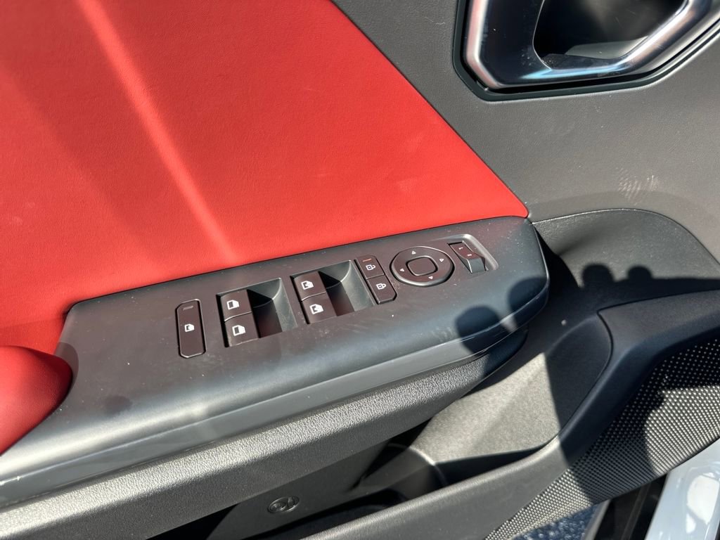 New 2025 Kia K4 GT-Line image 11