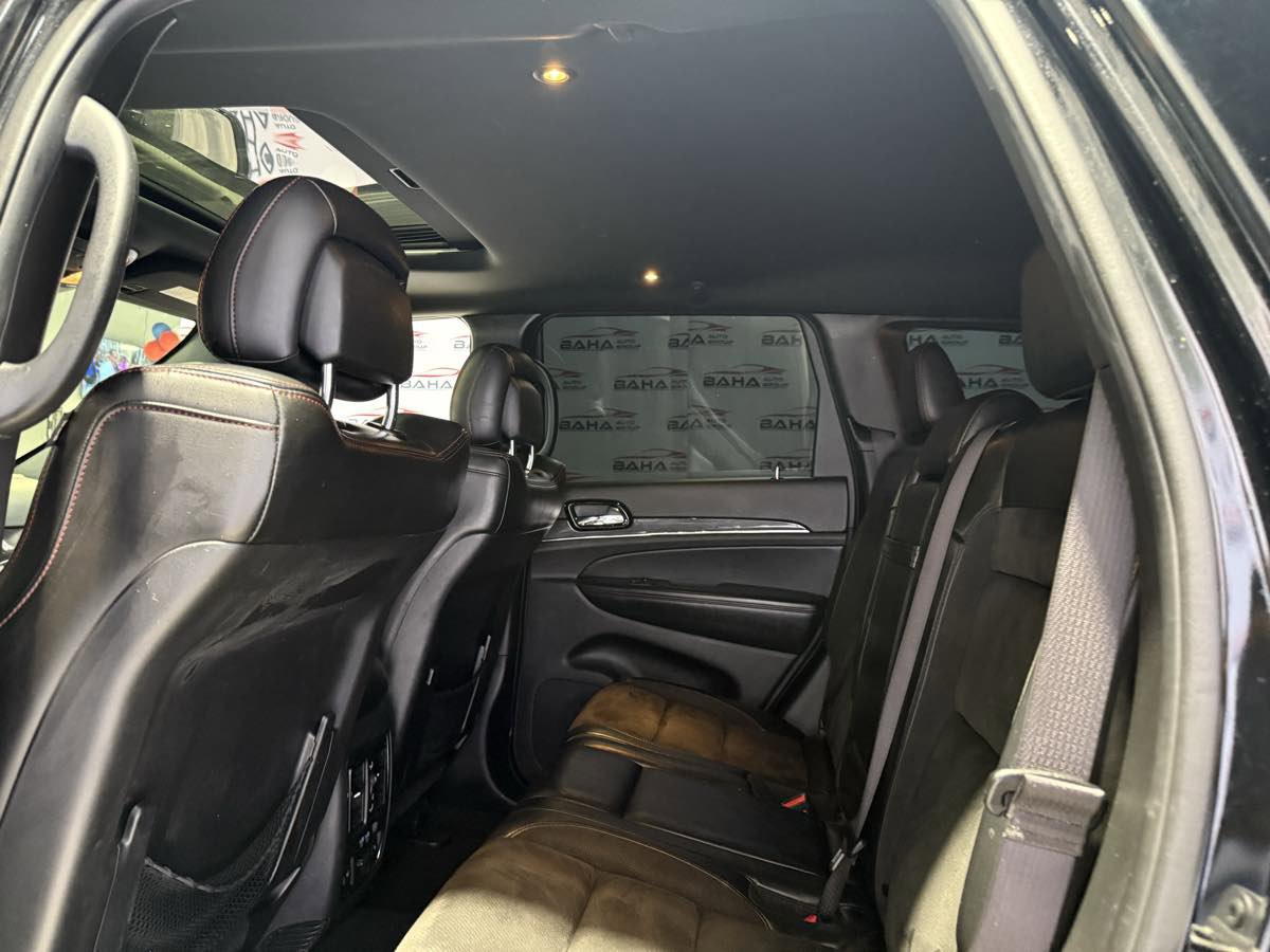 Used 2021 Jeep Grand Cherokee Trailhawk AWD/4WD image 43