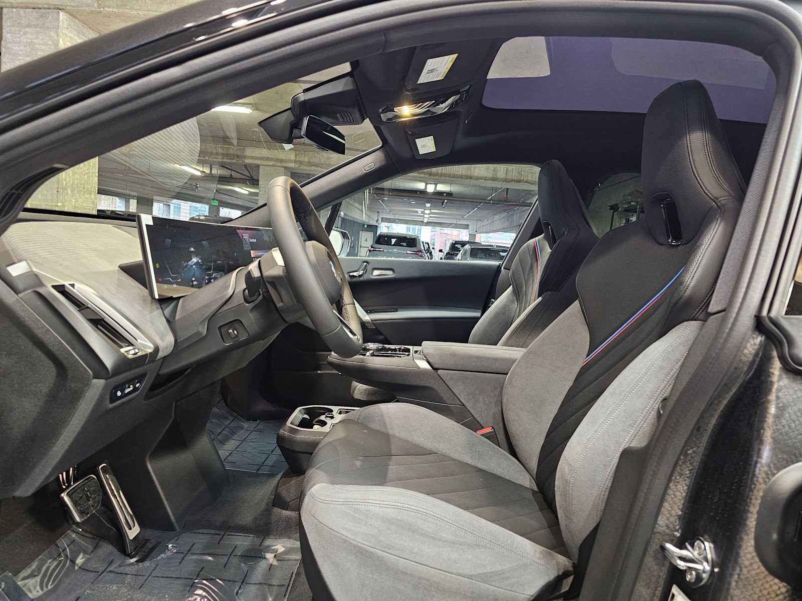 New 2026 BMW iX xDrive45 w/ M Sport Package image 21