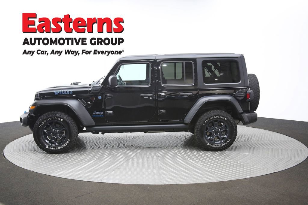 Used 2023 Jeep Wrangler Unlimited w/ Dual Top Group image 65