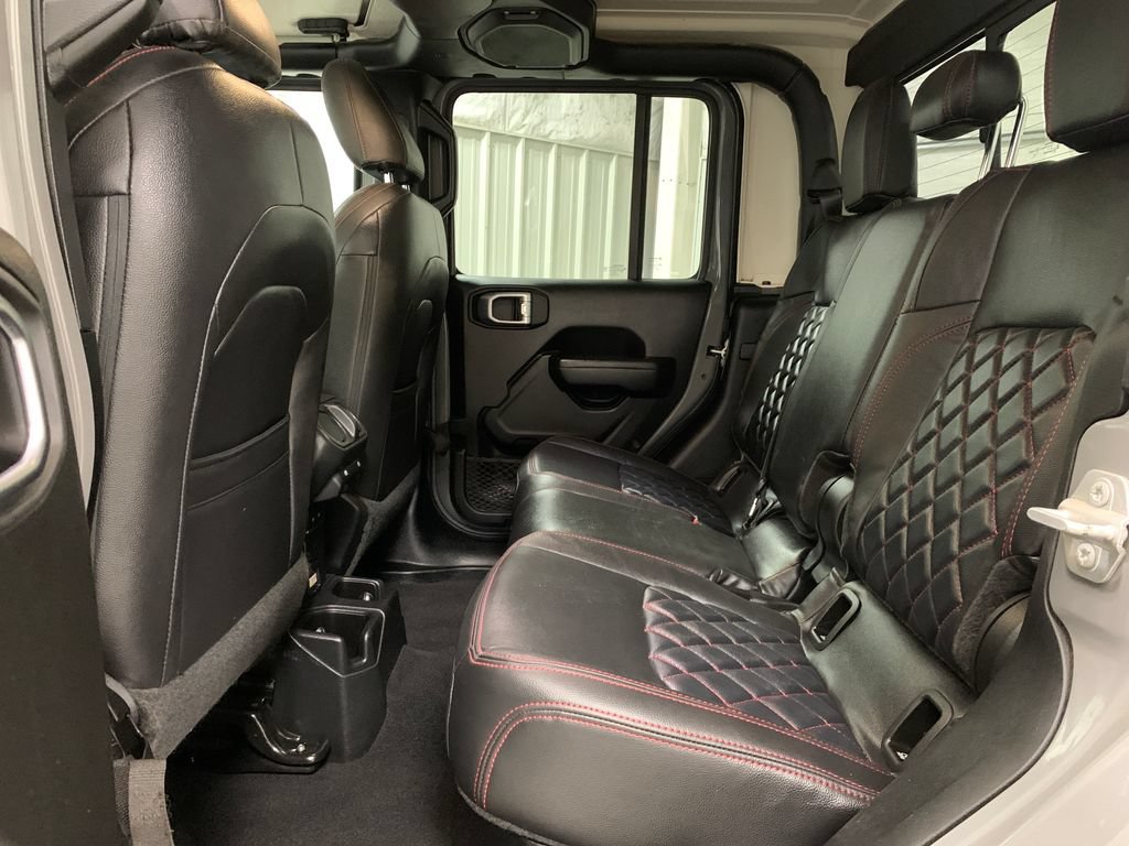Used 2023 Jeep Gladiator Sport AWD/4WD image 18