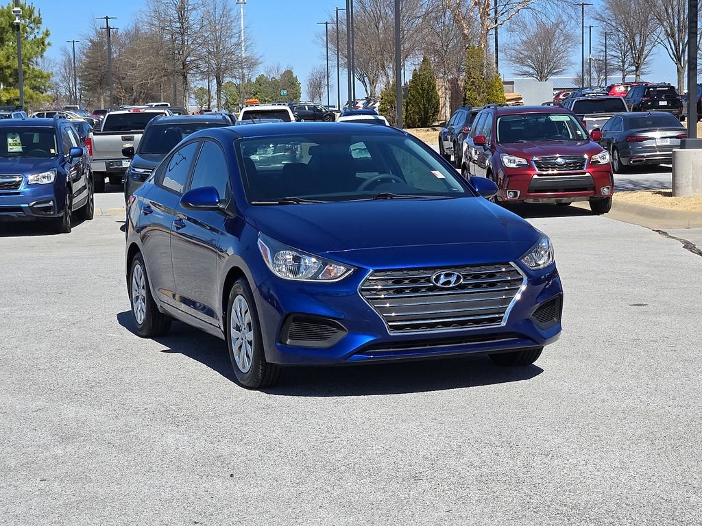 Used 2020 Hyundai Accent SE image 1