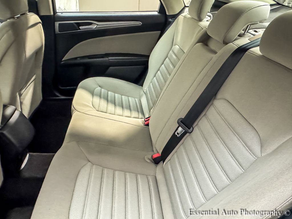Used 2018 Ford Fusion S FWD image 12