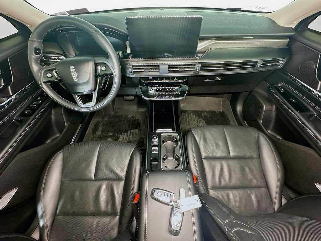 Used 2023 Lincoln Corsair Grand Touring w/ Equipment Group 301A image 10