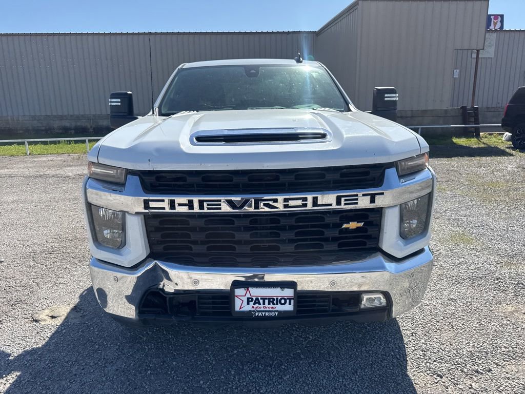 Used 2020 Chevrolet Silverado 2500 LT w/ Convenience Package AWD/4WD image 2