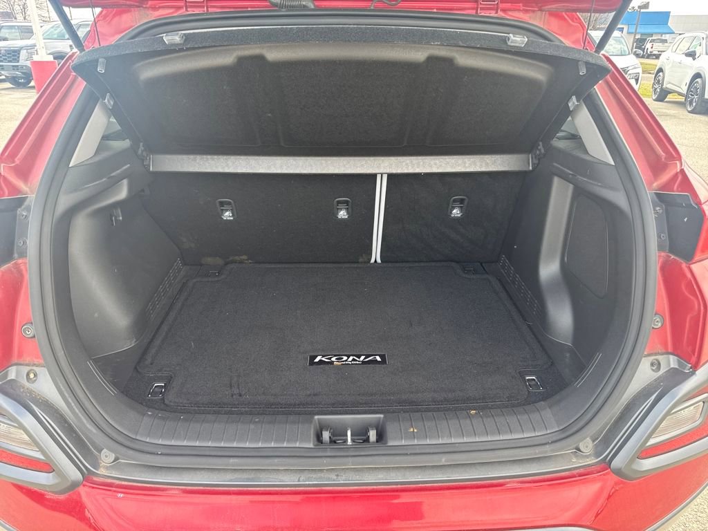 Used 2021 Hyundai Kona Limited w/ Cargo Package image 6