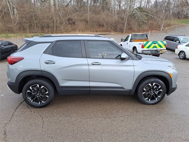 Used 2023 Chevrolet TrailBlazer LT w/ Convenience Package image 6
