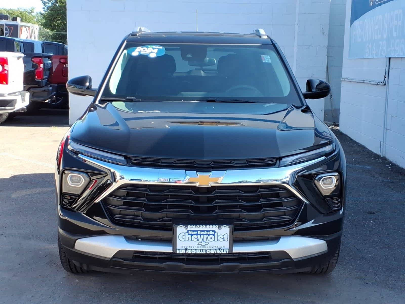 Certified 2024 Chevrolet TrailBlazer LT AWD/4WD image 2