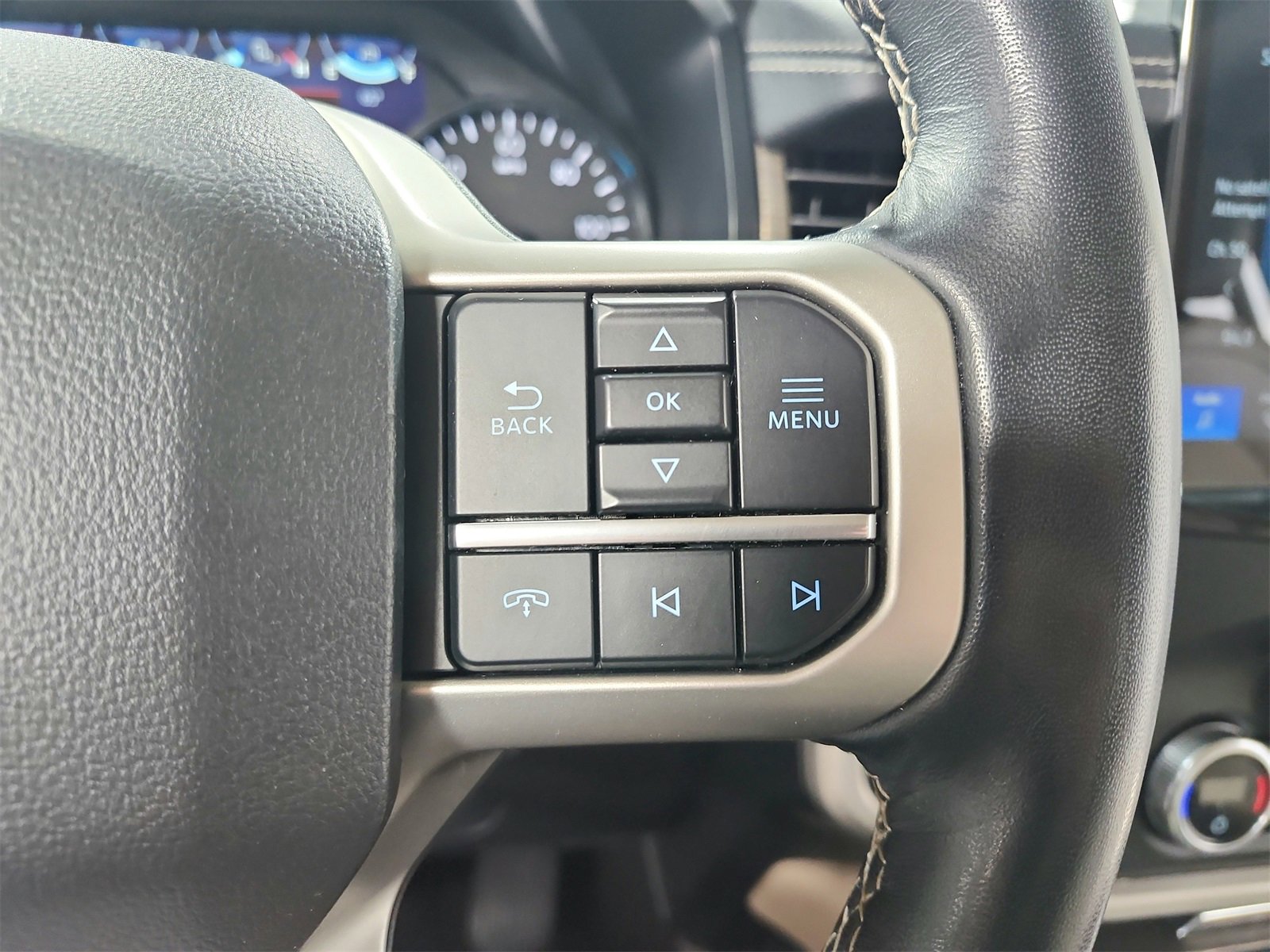 Used 2023 Ford Expedition Max Limited image 25