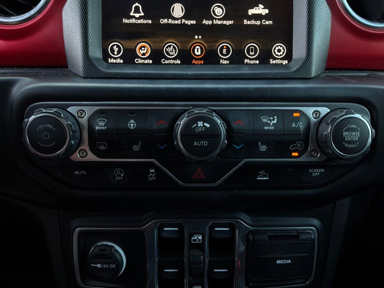 Used 2022 Jeep Gladiator Rubicon w/ LED Lighting Group AWD/4WD image 20