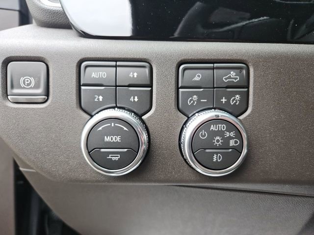 New 2026 GMC Sierra 2500 SLT w/ Max Trailering Package image 14