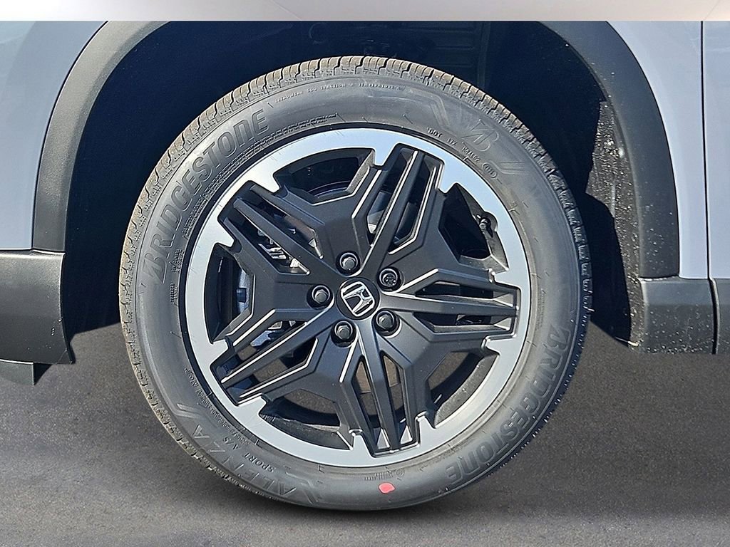 New 2026 Honda Pilot Touring image 7