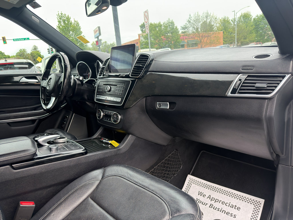 Used 2018 Mercedes-Benz GLS 550 4MATIC image 23