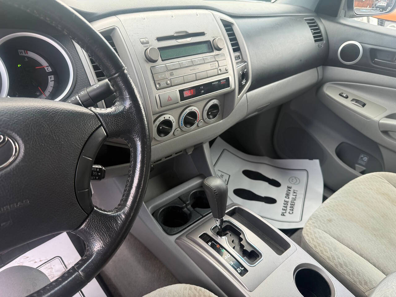 Used 2011 Toyota Tacoma 4x4 Access Cab V6 w/ SR5 Pkg #2 image 11