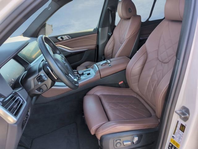 Used 2023 BMW X5 xDrive40i w/ Premium Package image 16
