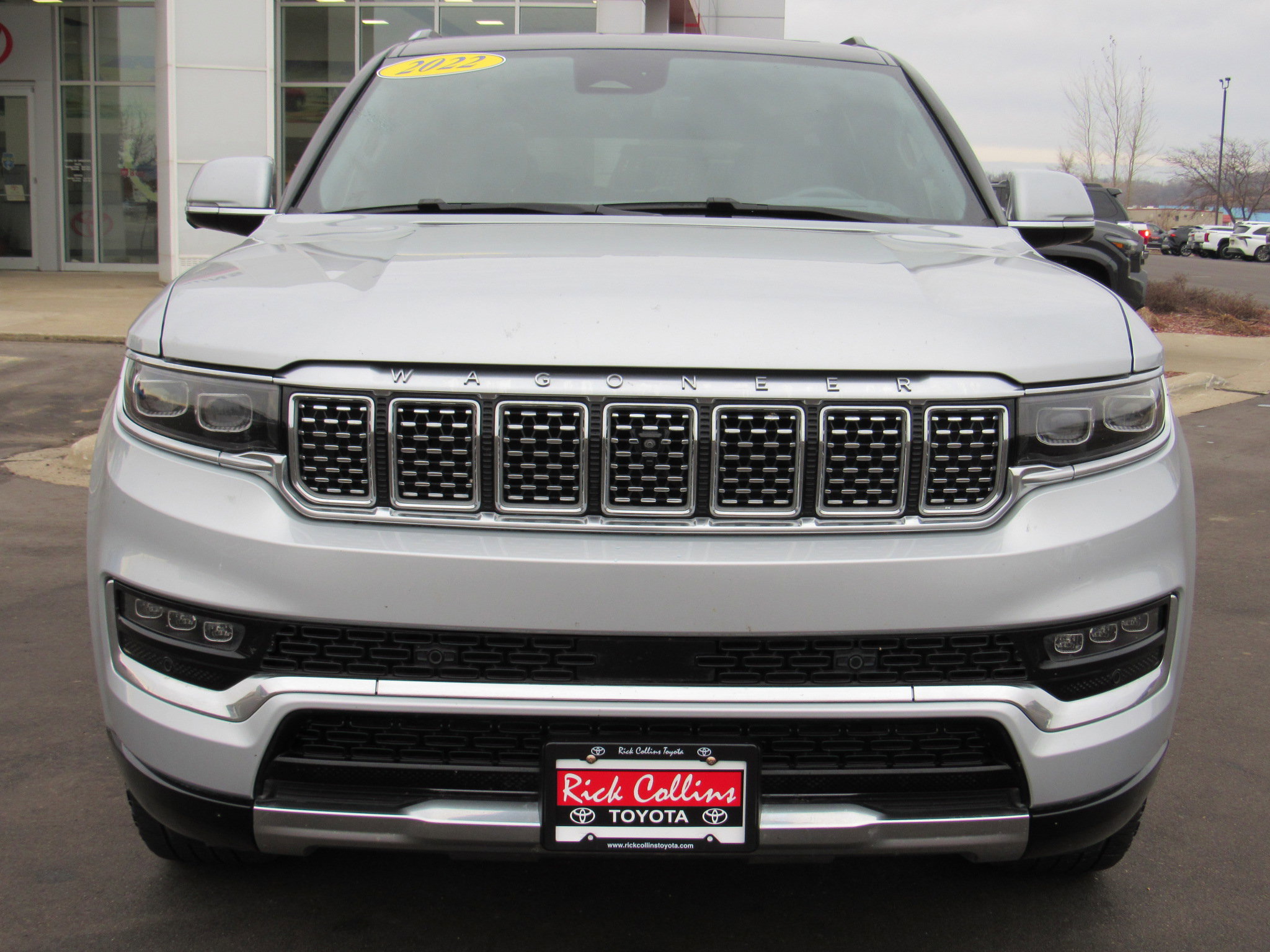 Used 2022 Jeep Grand Wagoneer Series II image 3