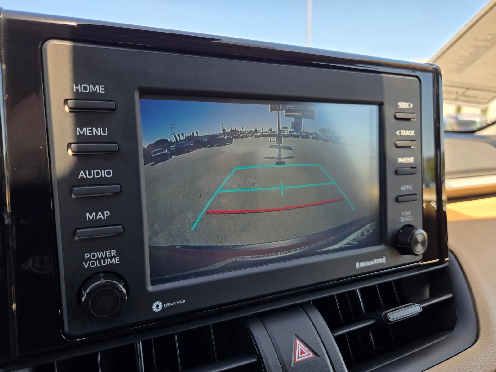 Used 2021 Toyota RAV4 LE FWD image 19