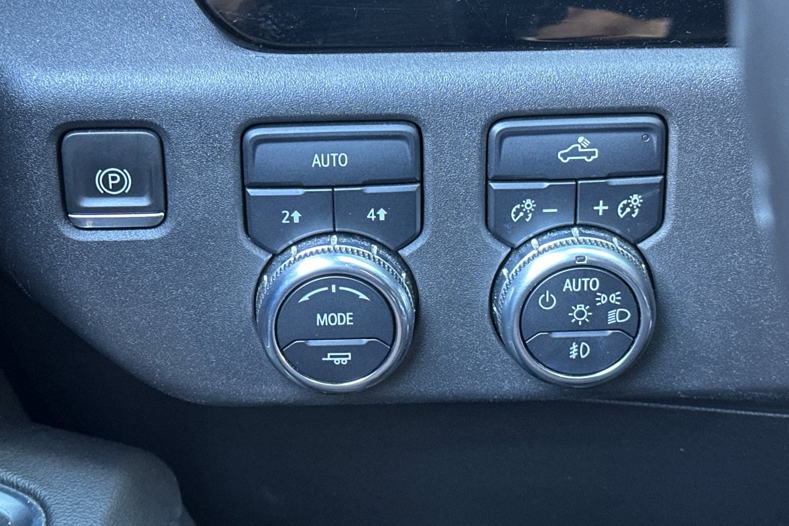 Used 2022 GMC Sierra 1500 Elevation image 39