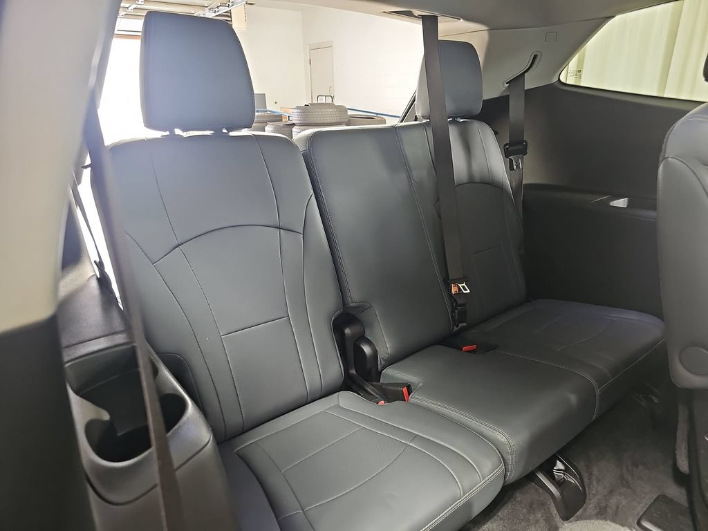 Used 2020 Buick Enclave Premium w/ Sun and Sites Package AWD/4WD image 15