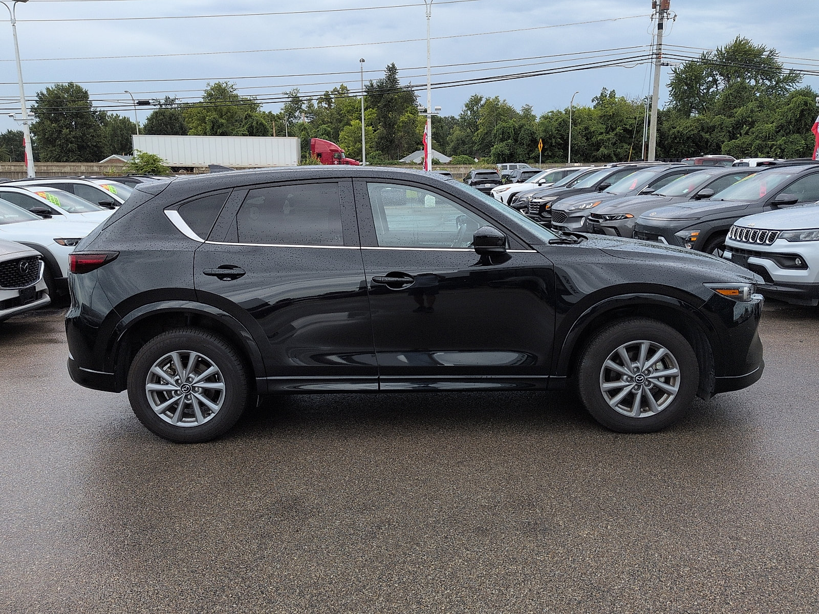 Used 2025 MAZDA CX-5 AWD 2.5 S w/ Preferred Package image 2