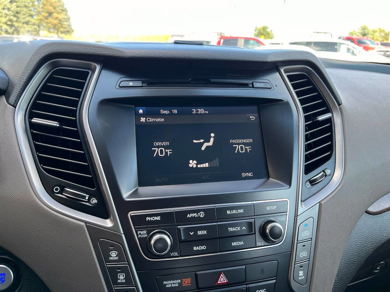 Used 2018 Hyundai Santa Fe SE w/ SE Premium Package 02 image 27