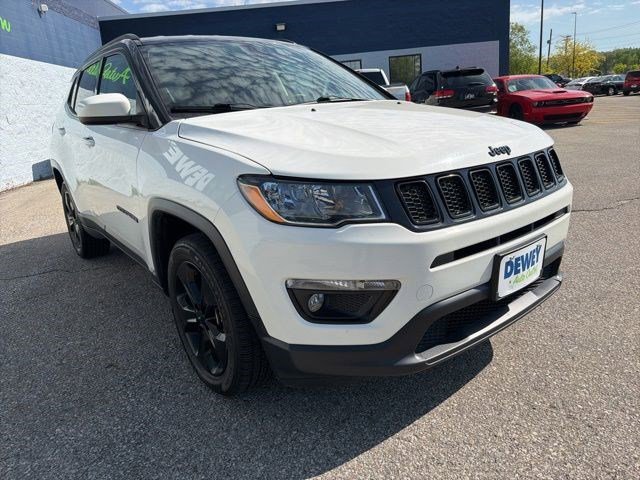 Used 2018 Jeep Compass Latitude AWD/4WD image 7